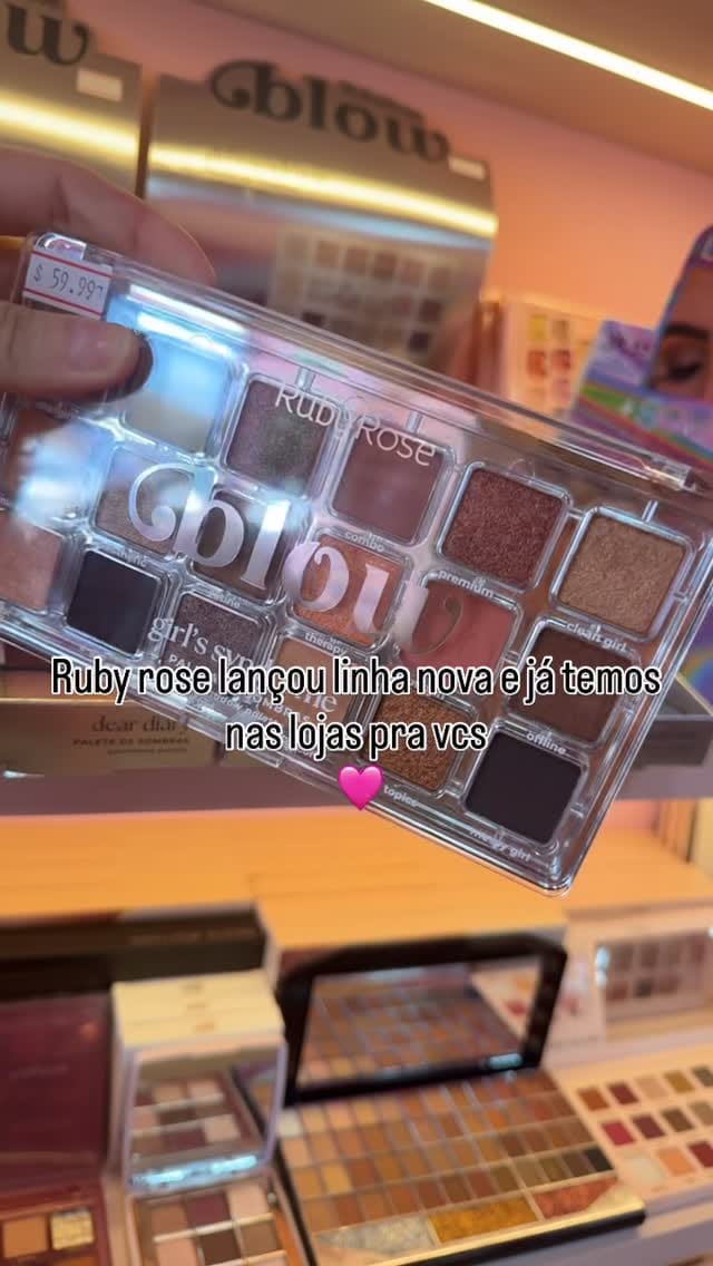 Post 2 by AMANDA’S MAKE | 💄👄✨ on Instagram (video)