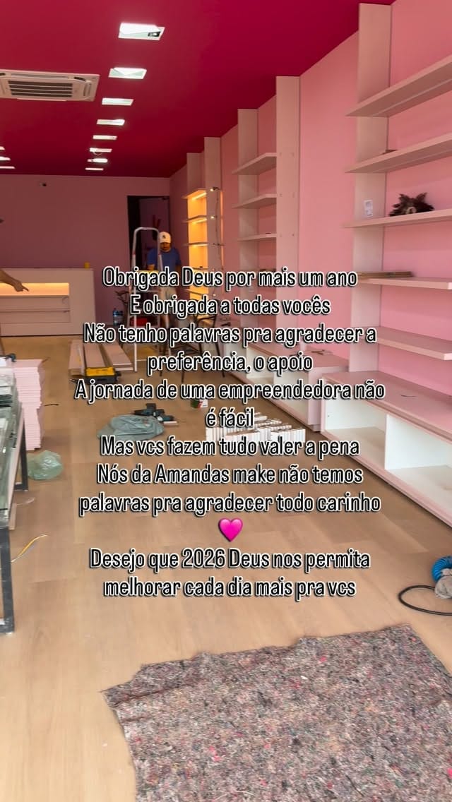 Post 7 by AMANDA’S MAKE | 💄👄✨ on Instagram (video)