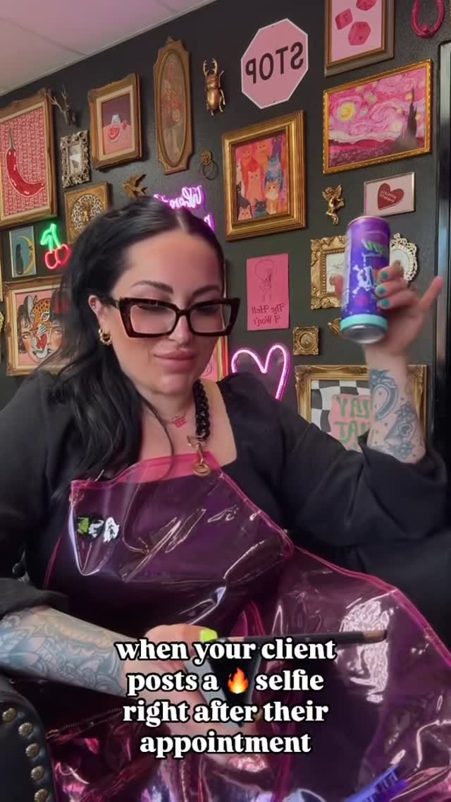 Post 4 by Valencia Hair / extension specialist on Instagram (video)
