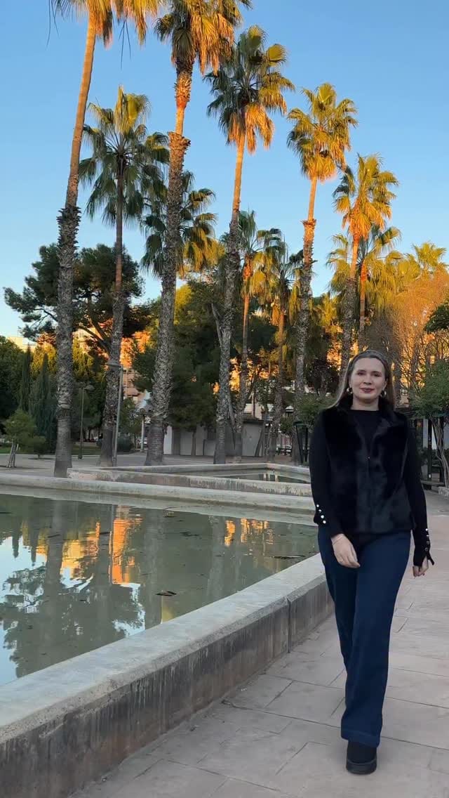 Post 3 by Dasha Merzlikina 👸🏼 on Instagram (video)