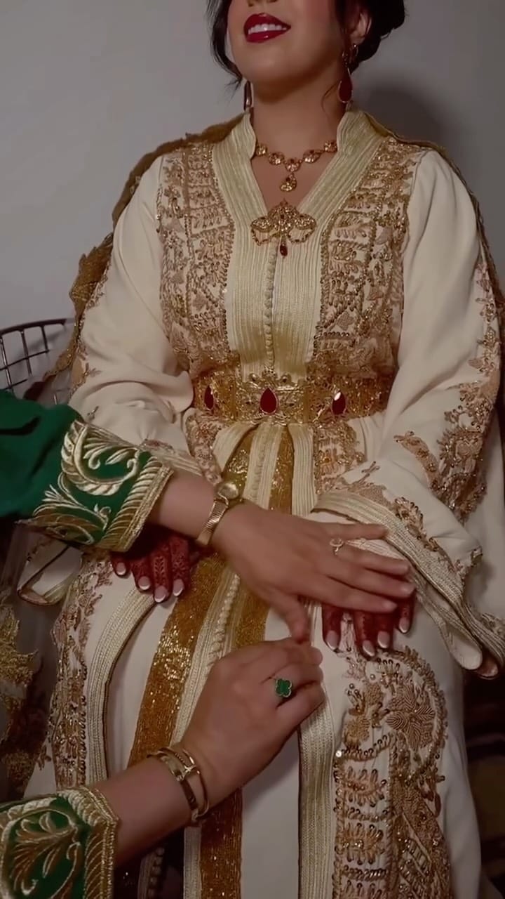 Post 5 by ZIANA NEGAFA UMIMIS✨ on Instagram (video)