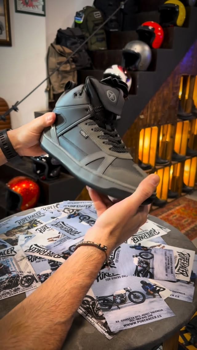 Post 6 by PURE RACER on Instagram (video)