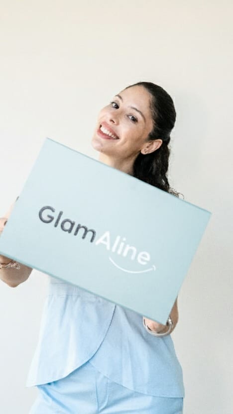 Post 10 by GlamAline | Expertos en alineadores invisibles on Instagram (video)