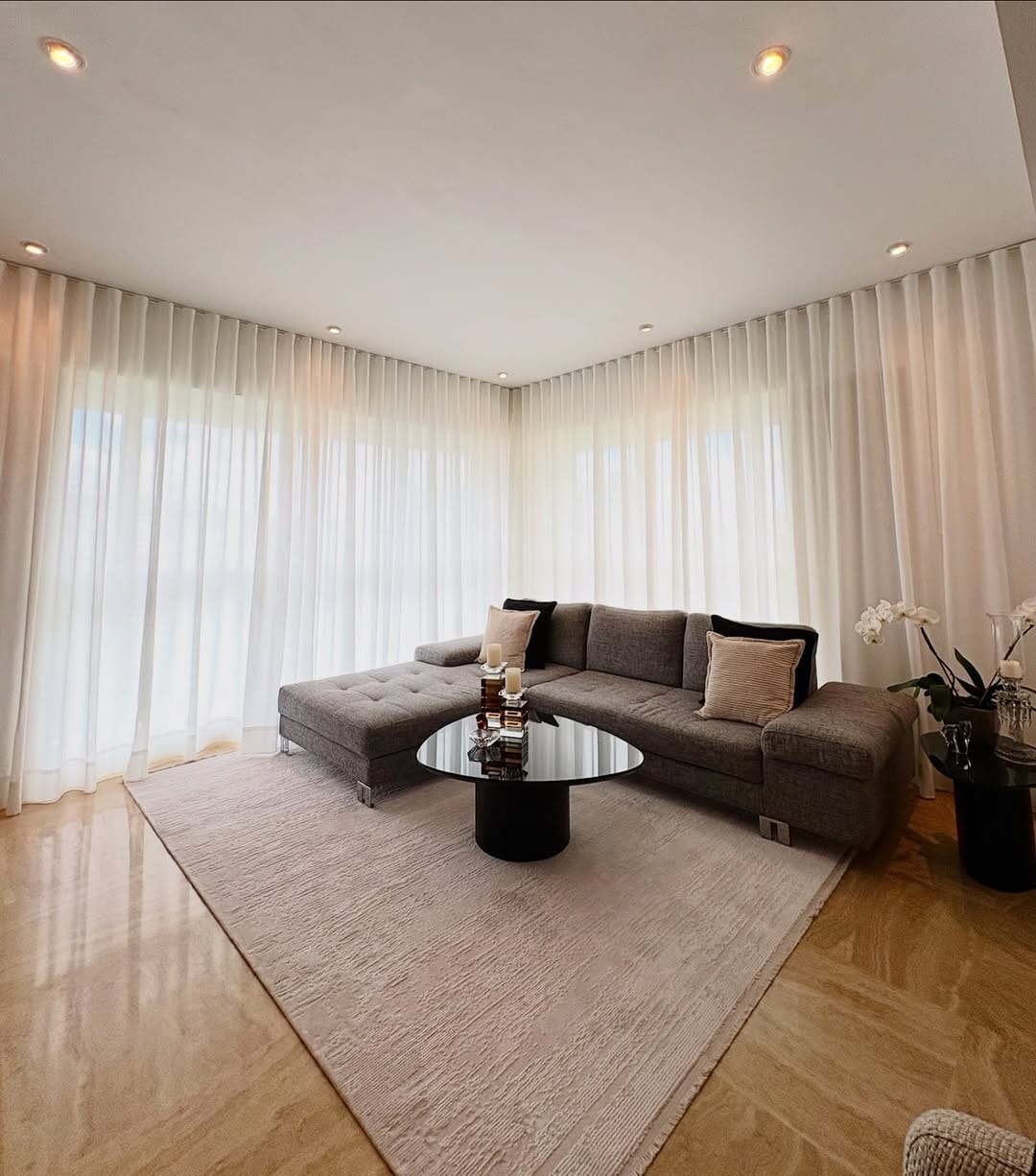 Post 3 by | CORTINAS | PERSIANAS | TOLDOS | on Instagram (carousel)