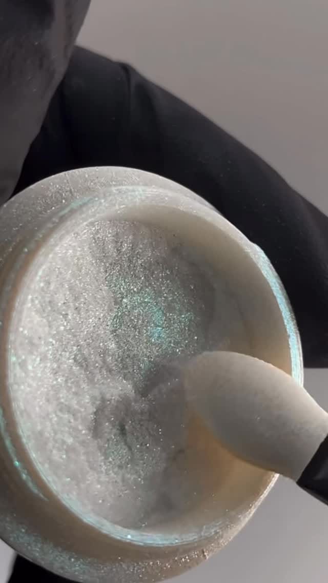 Post 2 by Perfect Nails BCN on Instagram (video)