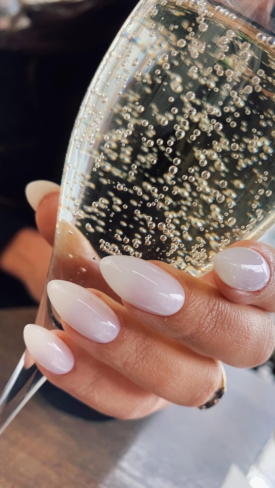 Post 10 by Perfect Nails BCN on Instagram (video)
