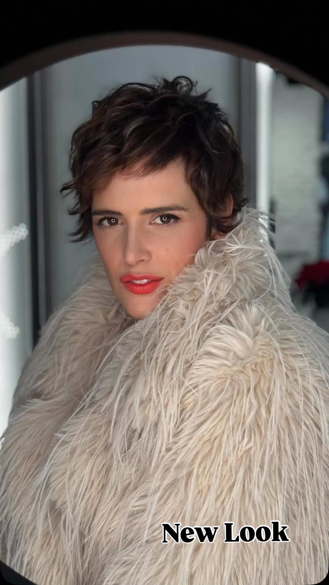 Post 5 by Peluquería en Madrid on Instagram (video)