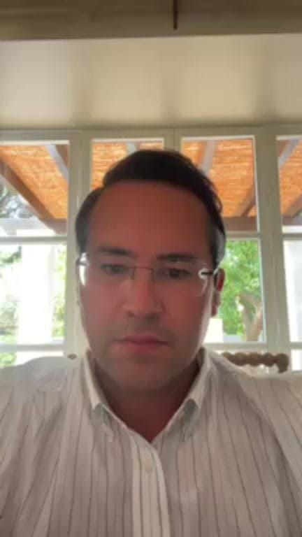 Post 10 by Dr. BLAS GARCIA | Rinoplastia on Instagram (video)