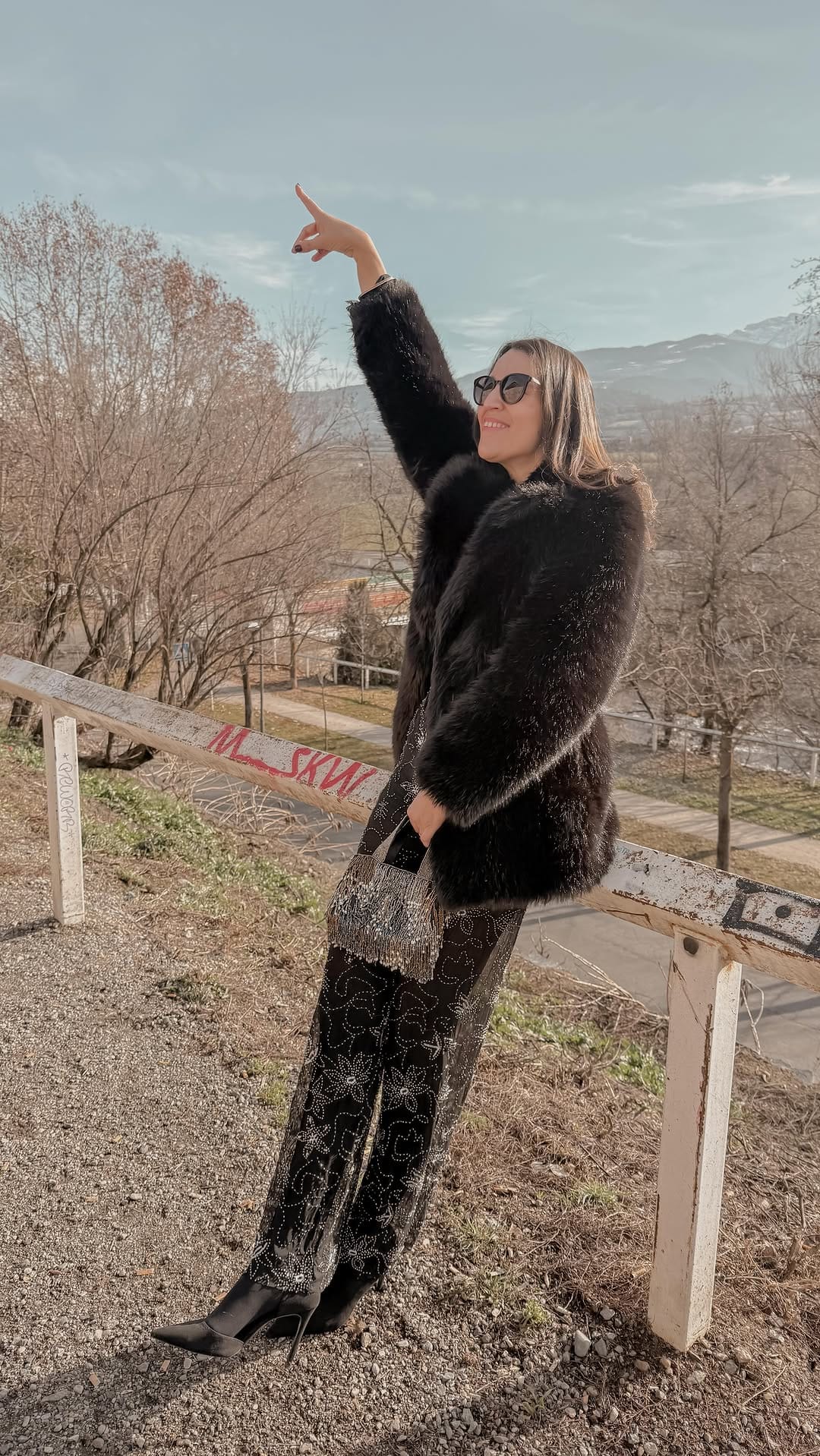 Post 5 by 🌸 MONICA🌸 on Instagram (video)