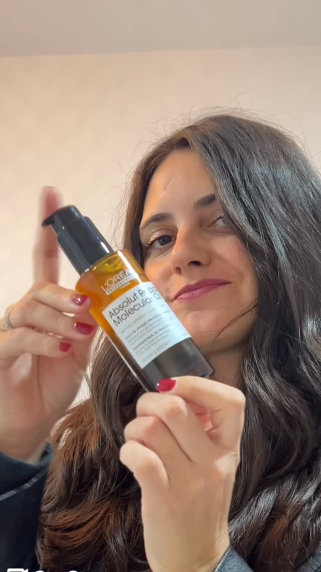 Post 3 by Estefanía del Castillo on Instagram (video)