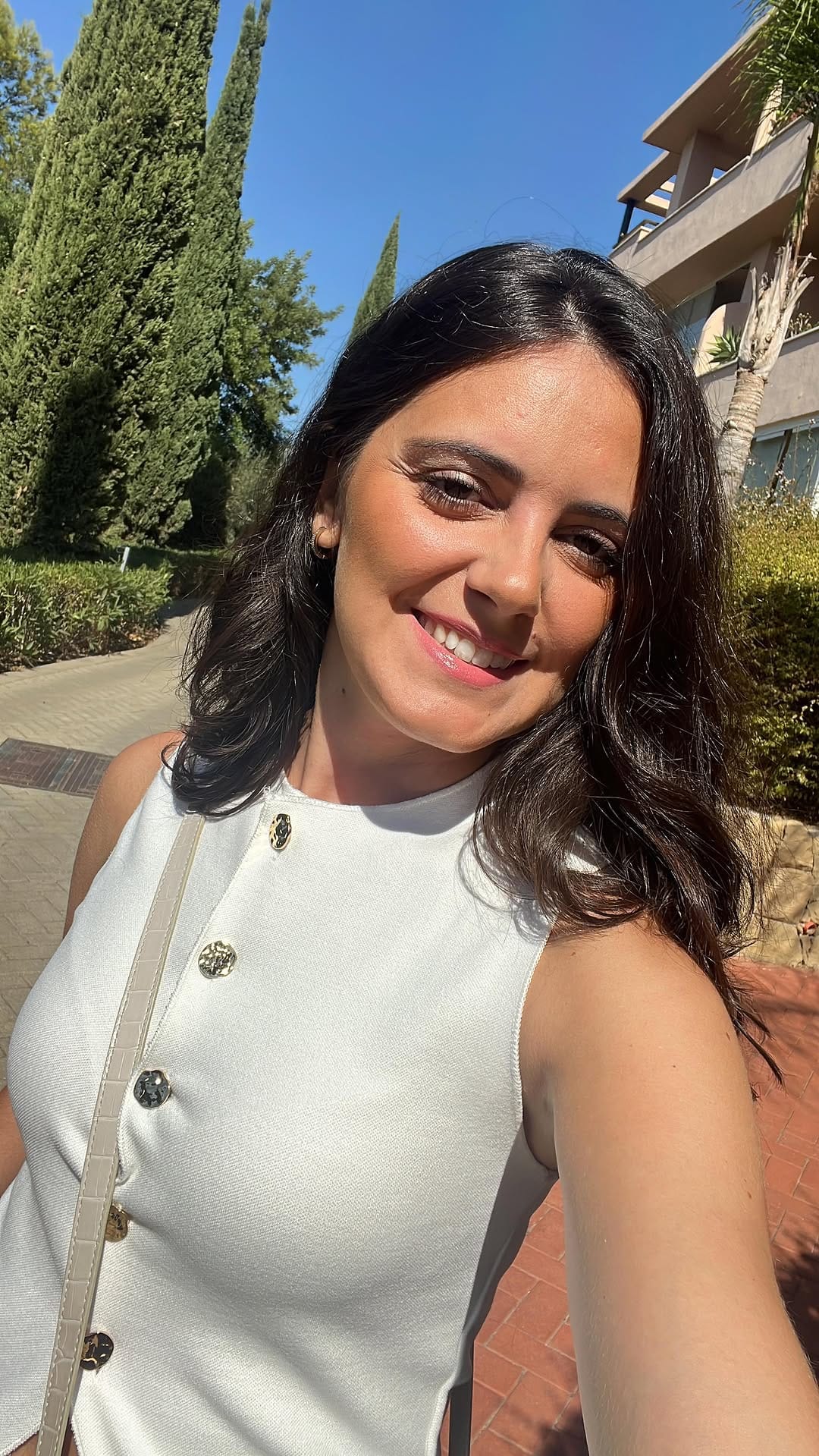 Post 7 by Estefanía del Castillo on Instagram (video)