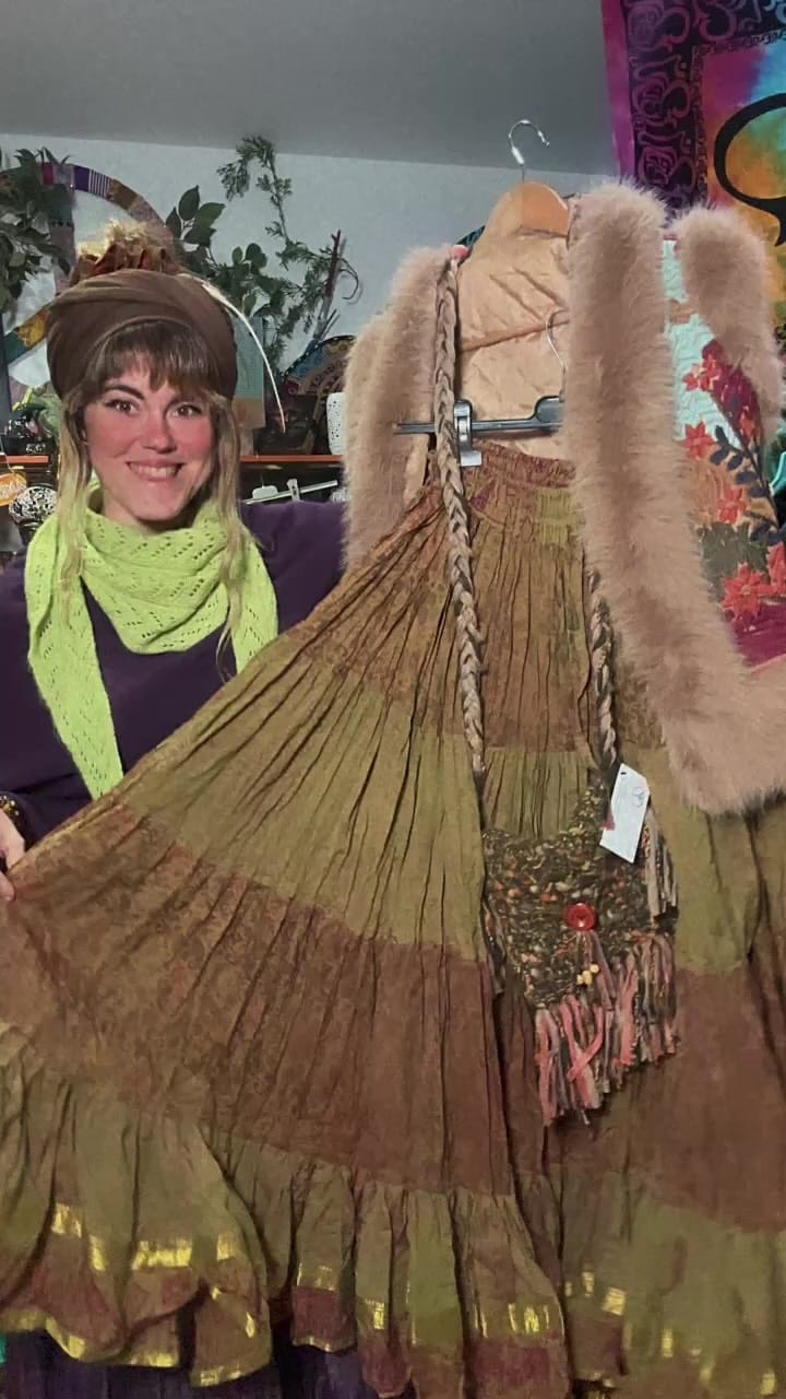 Post 1 by ❀ALMA❁HIPPIE ❀ ~ HIPPIESHOP on Instagram (video)