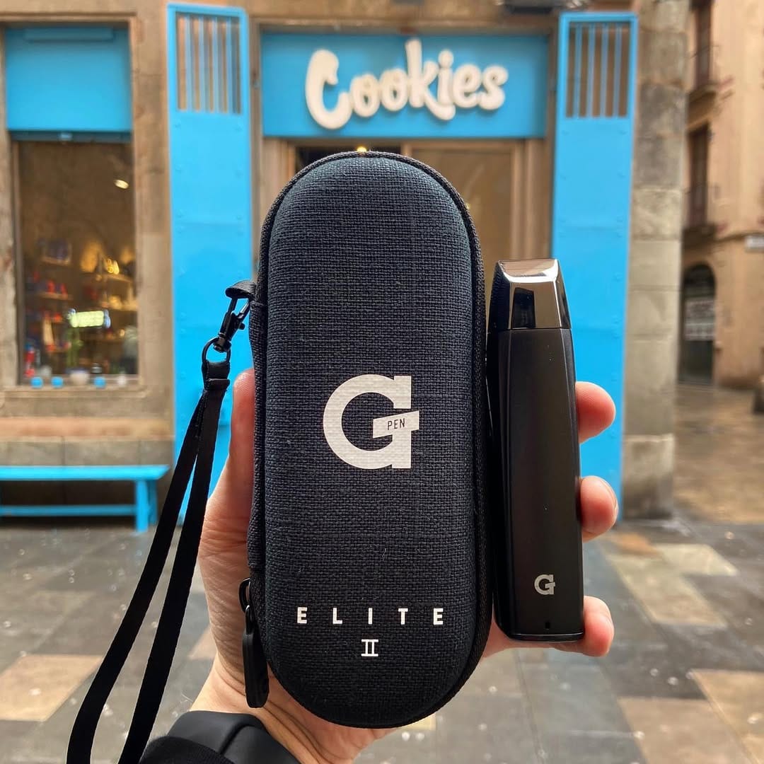 Post 6 by Cookies Clothing Barcelona on Instagram (image)
