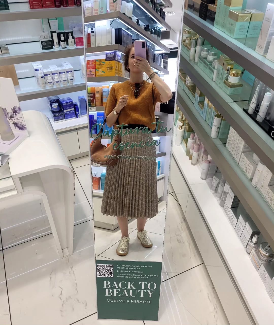 Post 10 by María / Skincare▪️Fashion▪️Lifestyle on Instagram (carousel)
