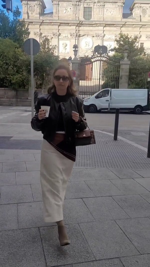 Post 8 by María / Skincare▪️Fashion▪️Lifestyle on Instagram (video)