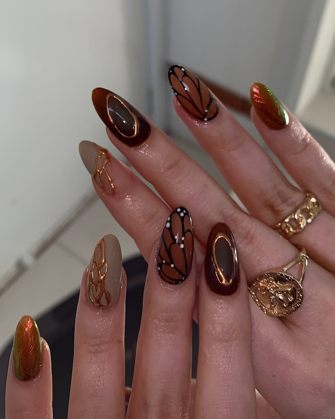 Post 10 by It’s Ella , Your nailtech ❤️ on Instagram (carousel)