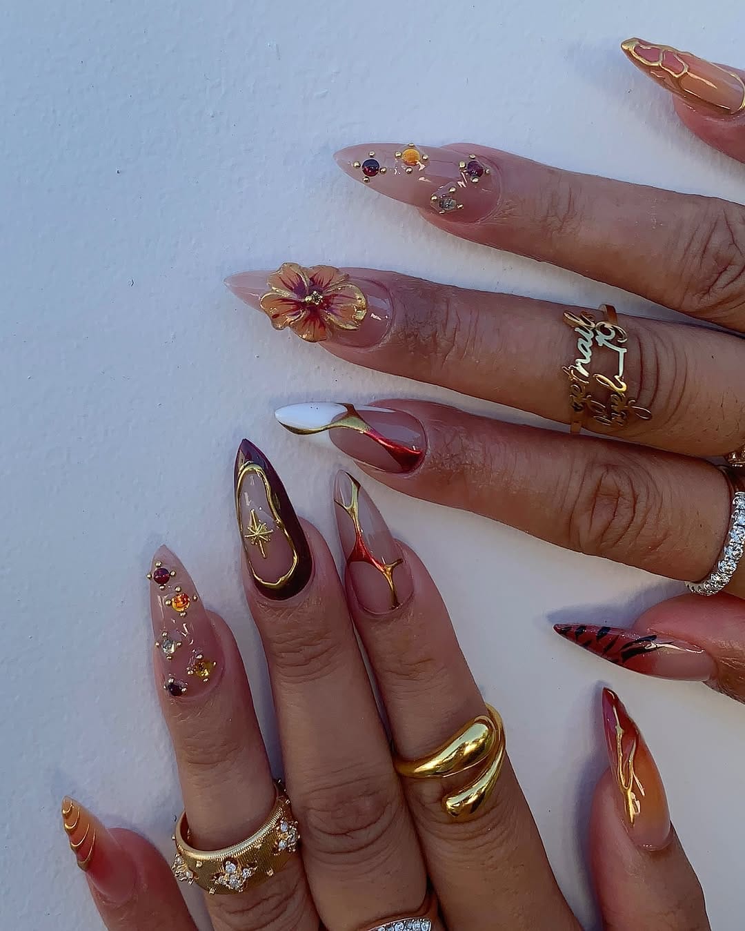 Post 9 by It’s Ella , Your nailtech ❤️ on Instagram (carousel)