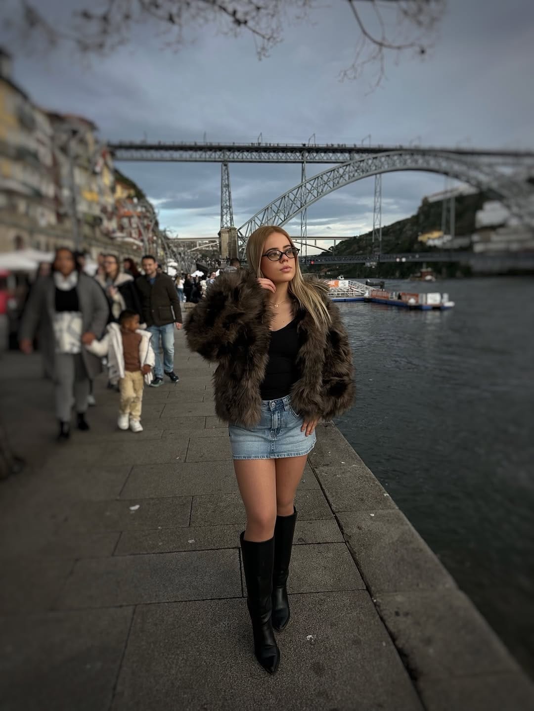 Post 1 by Vitória Garcia on Instagram (carousel)