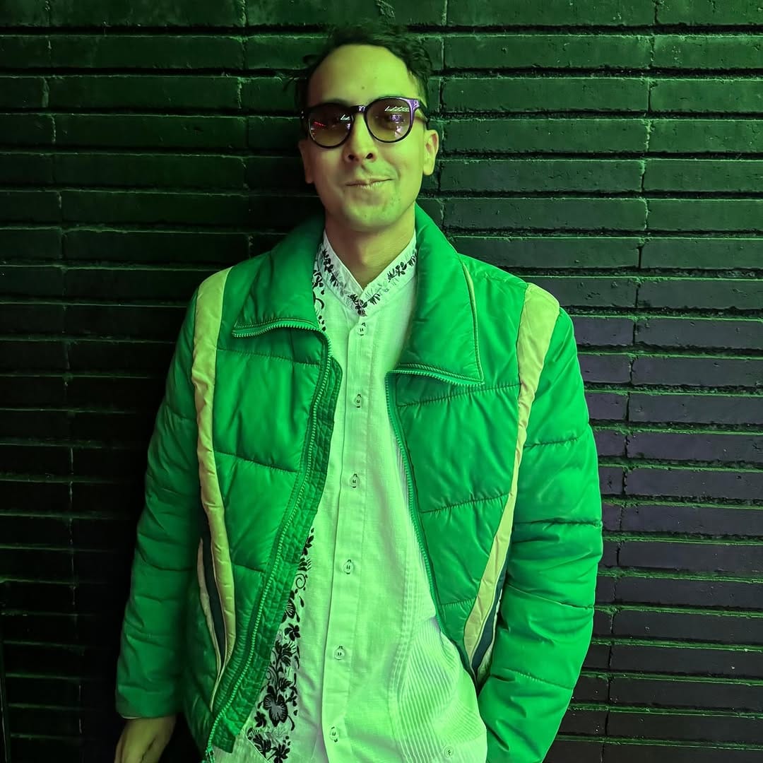 Post 5 by Sunglasses & Eyewear on Instagram (carousel)