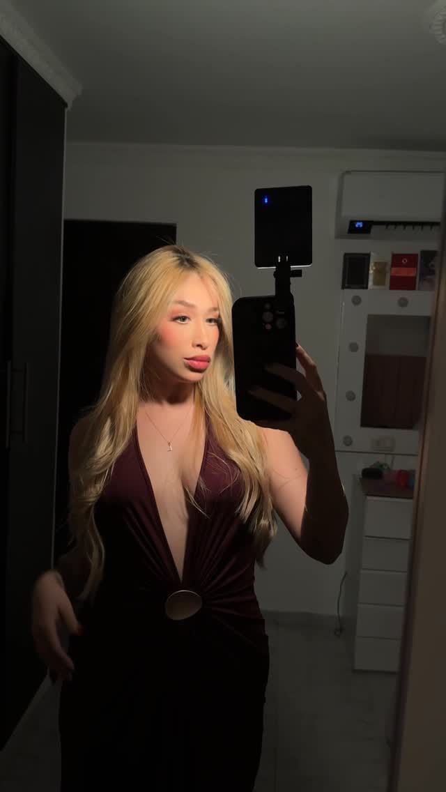 Post 4 by Laaura Mantilla on Instagram (video)