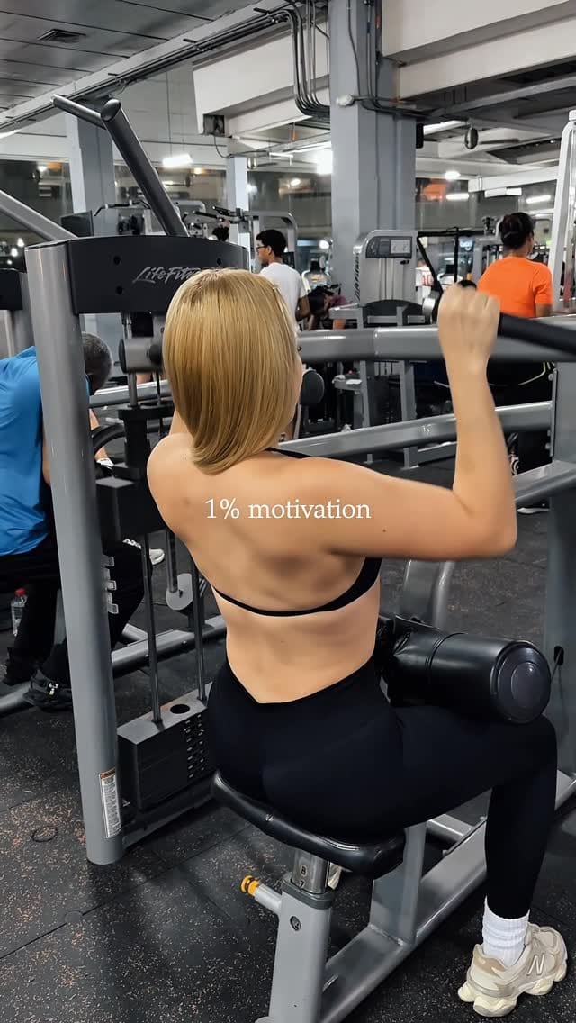 Post 6 by Laaura Mantilla on Instagram (video)
