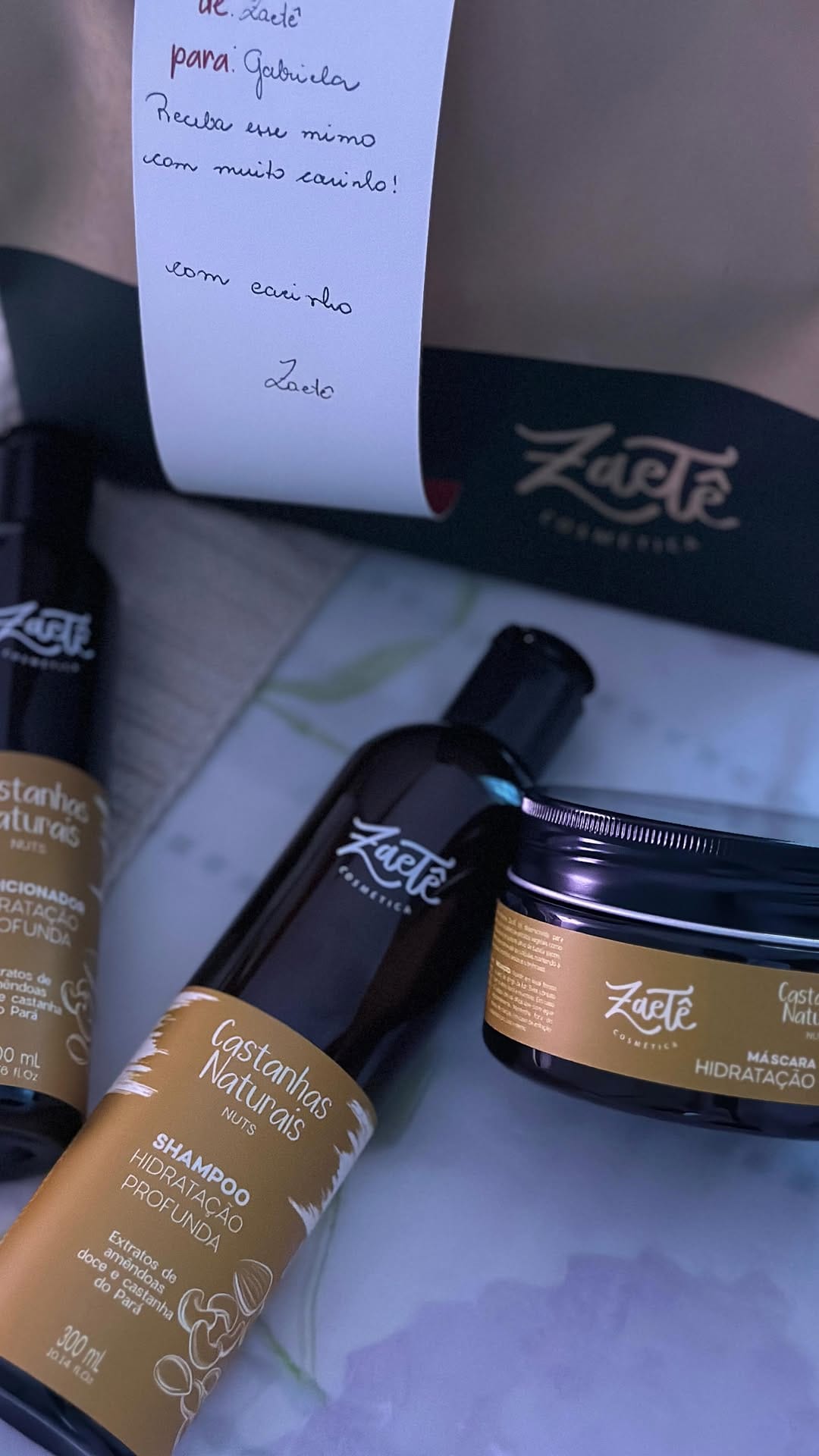Post 9 by Zaetê Cosmética on Instagram (video)