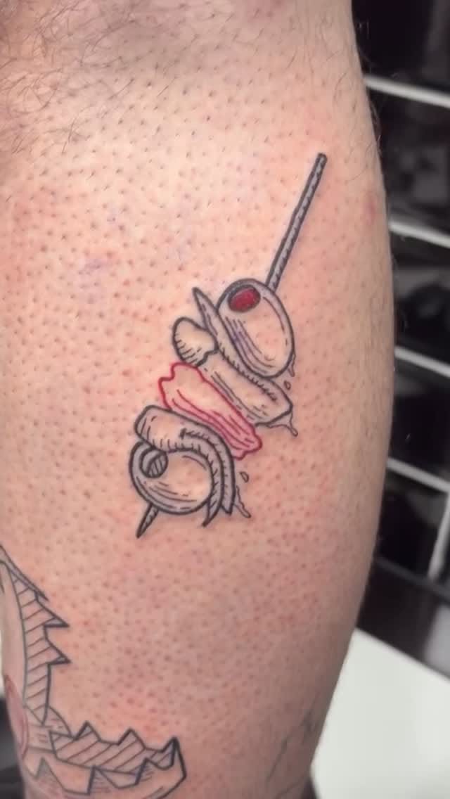 Post 7 by Estigma Tattoo Madrid on Instagram (video)