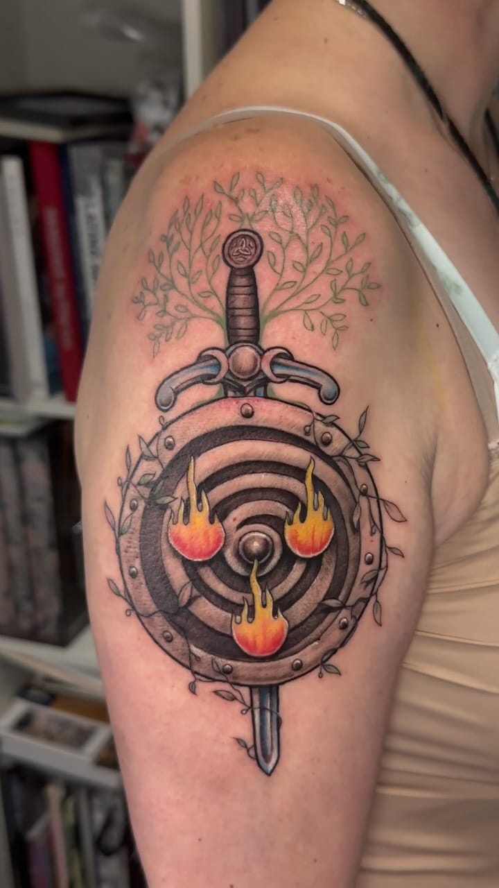 Post 6 by Estigma Tattoo Madrid on Instagram (video)