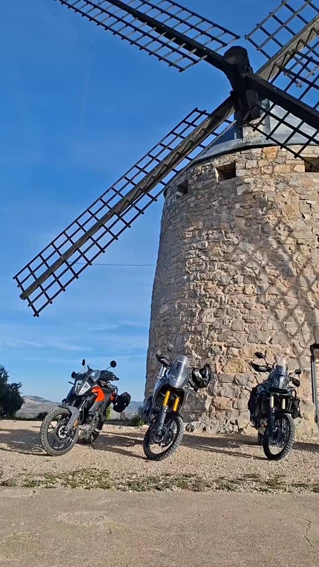 Post 1 by RENT MOTO ADVENTURE on Instagram (video)