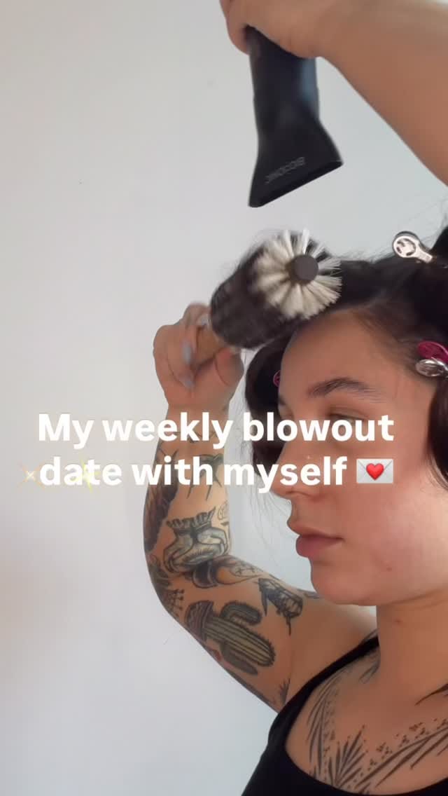 Post 8 by Ibiza Hair Tools on Instagram (video)