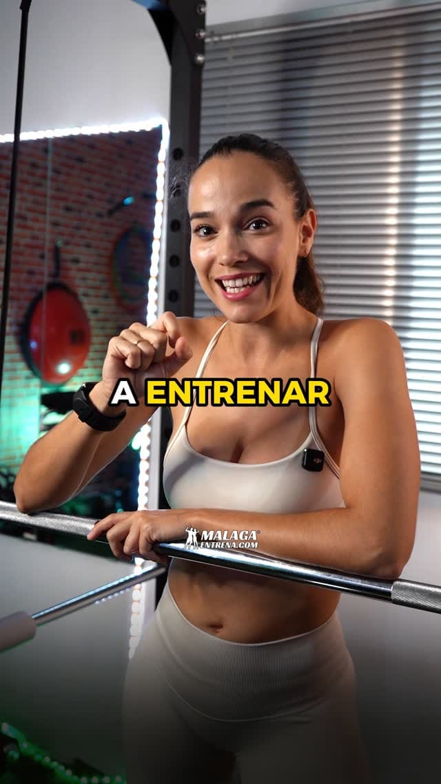 Post 4 by Patri Fit Model on Instagram (video)