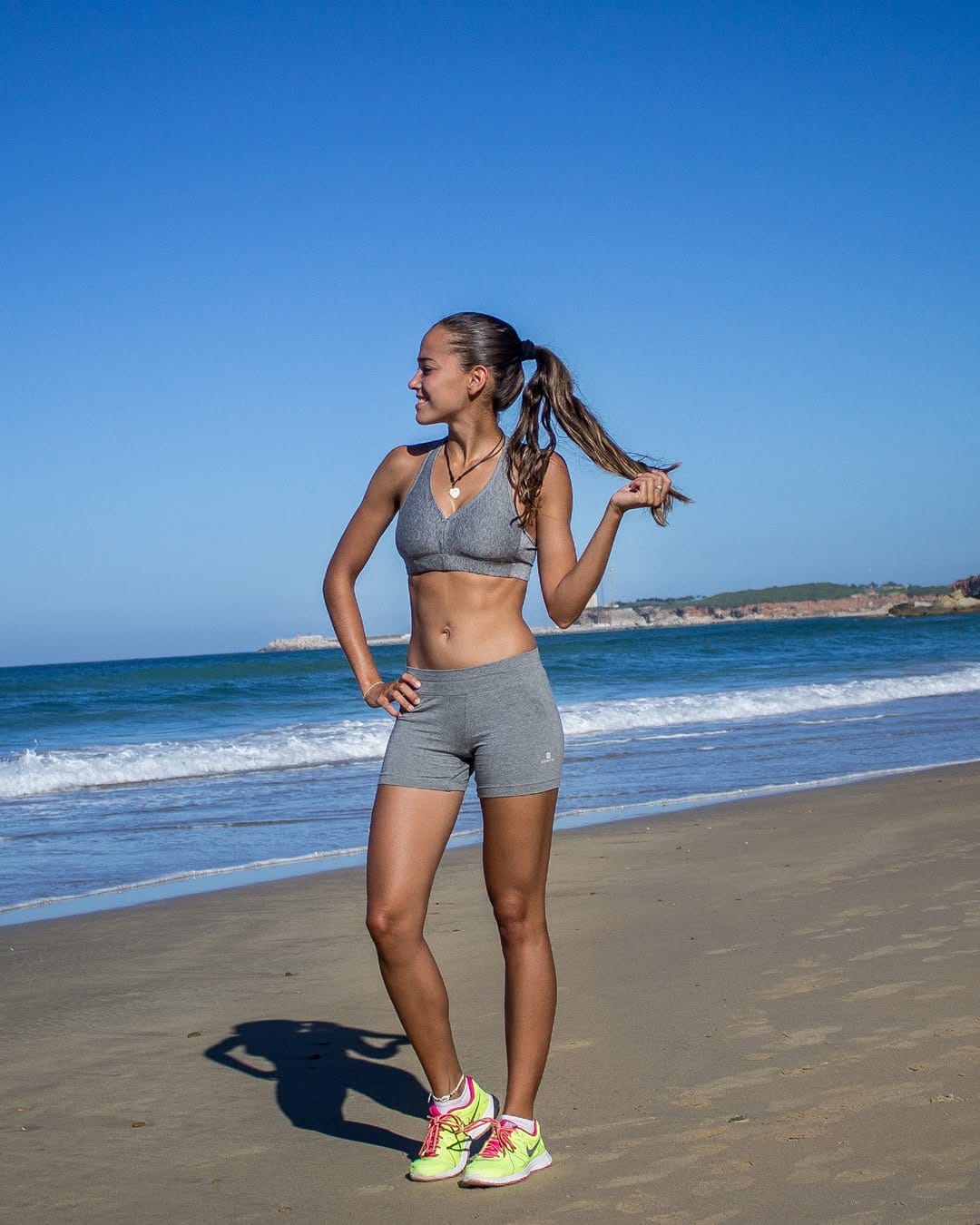 Post 3 by Patri Fit Model on Instagram (carousel)