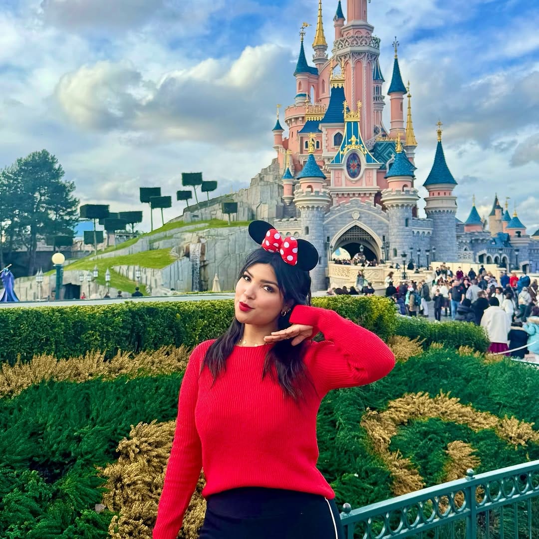 Post 9 by Amina Lokmane🤎Almassa ألماسة on Instagram (carousel)
