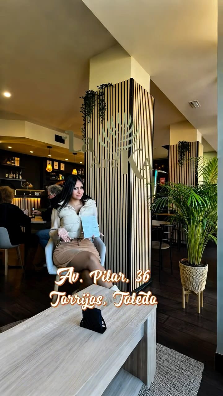 Post 8 by 𝓔𝓭𝓲𝓽𝓱 𝓟𝓸𝓵 on Instagram (video)