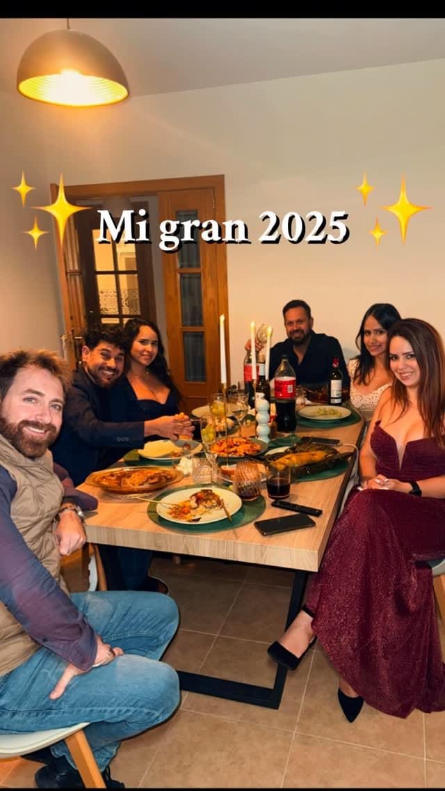 Post 5 by 𝓔𝓭𝓲𝓽𝓱 𝓟𝓸𝓵 on Instagram (video)