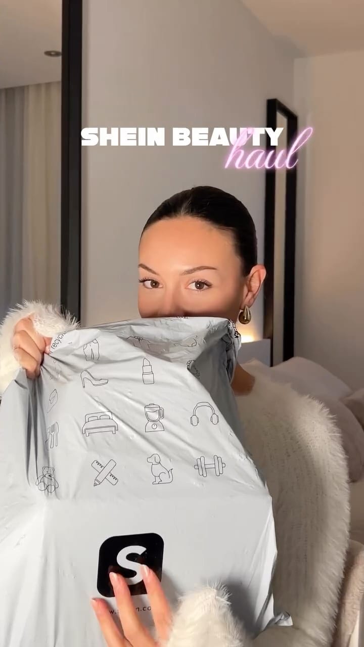 Post 1 by P A U L A   T O M A S on Instagram (video)