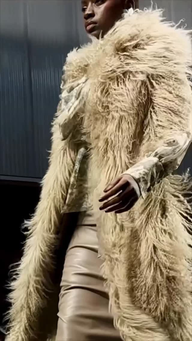Post 6 by Peleteria Gabriel on Instagram (video)