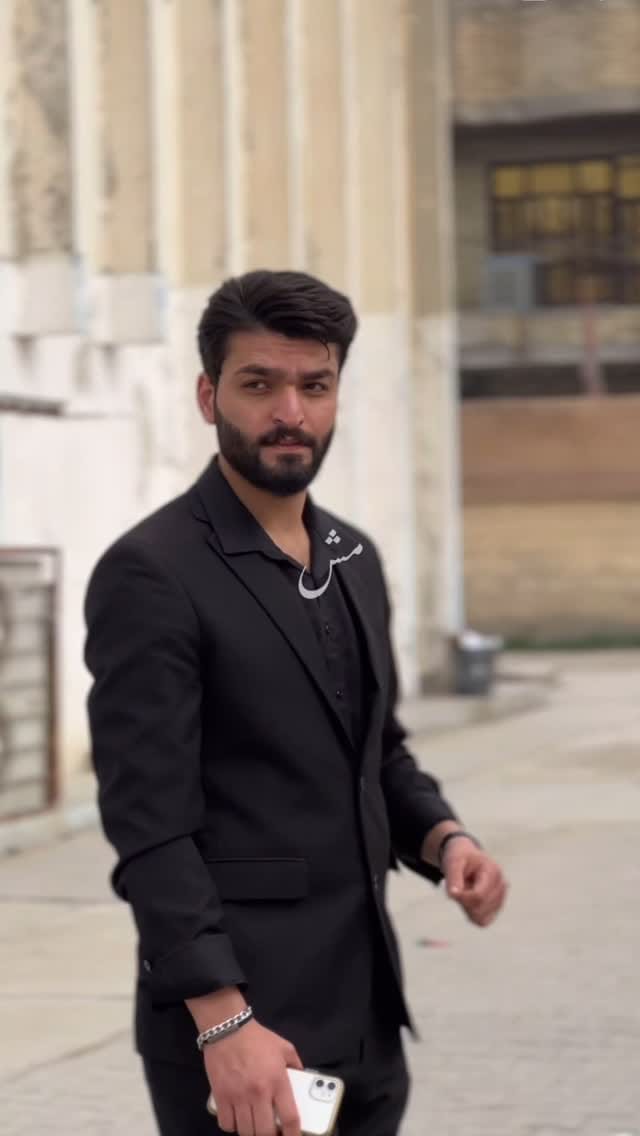 Post 4 by Hussein Ali on Instagram (video)
