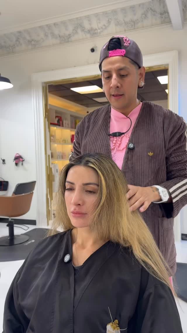 Post 5 by Nouveau Hair Estudio on Instagram (video)