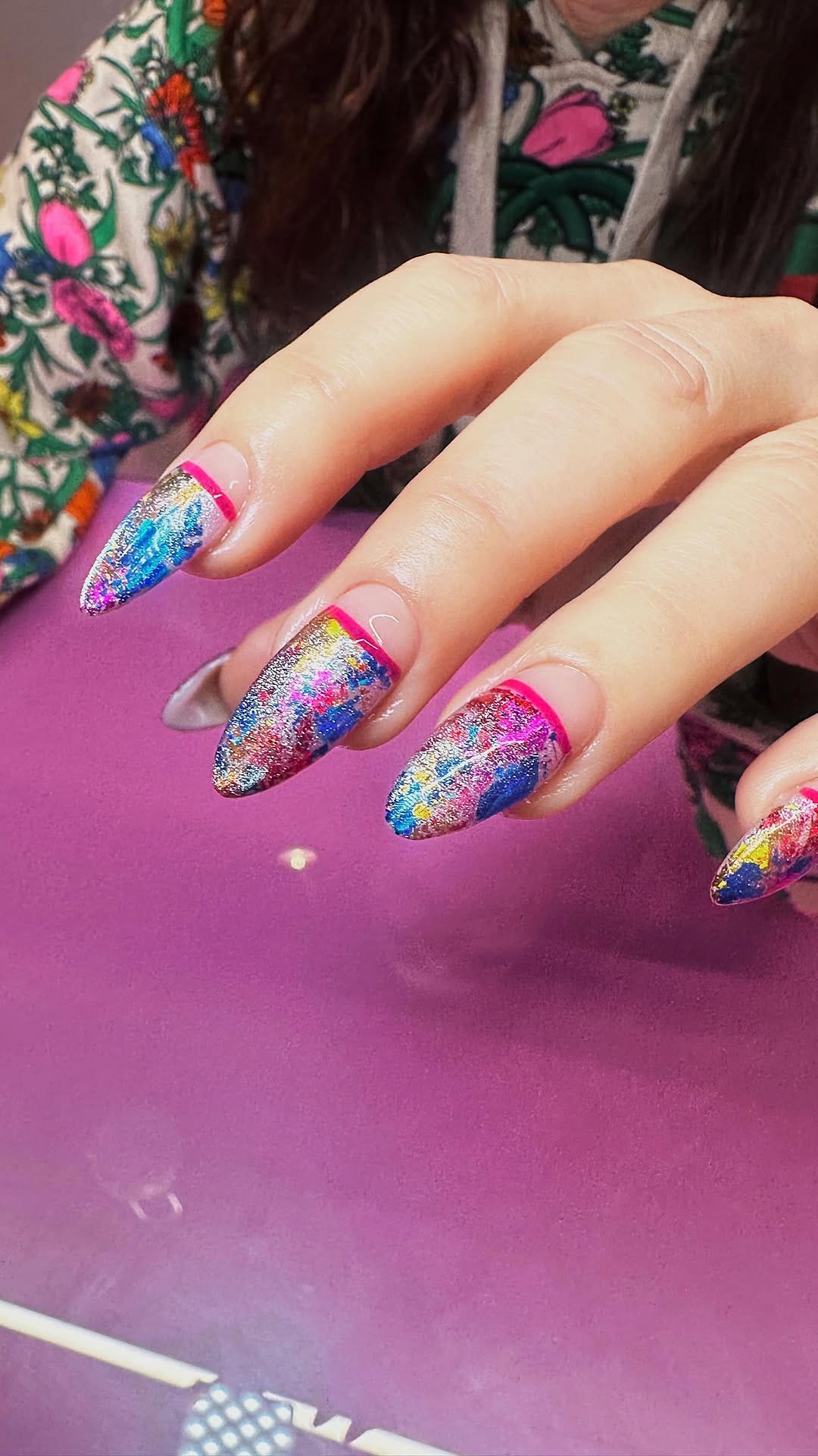 Post 4 by Luz Belenguer / Nail Artist on Instagram (video)