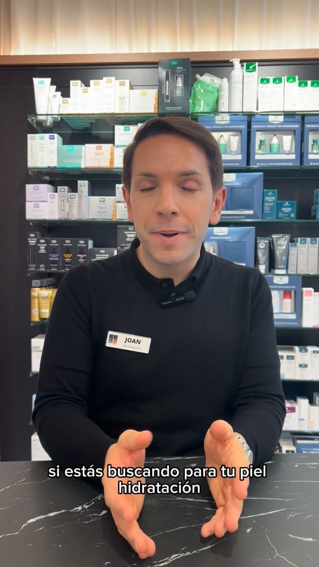 Post 7 by FARMACIA BOIX on Instagram (video)