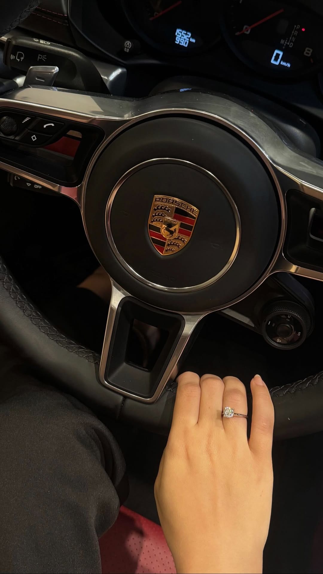 Post 9 by BERENICE PAMPLONA on Instagram (video)