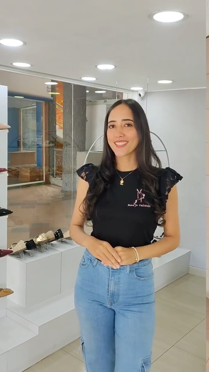 Post 4 by Marijo Calzados on Instagram (video)