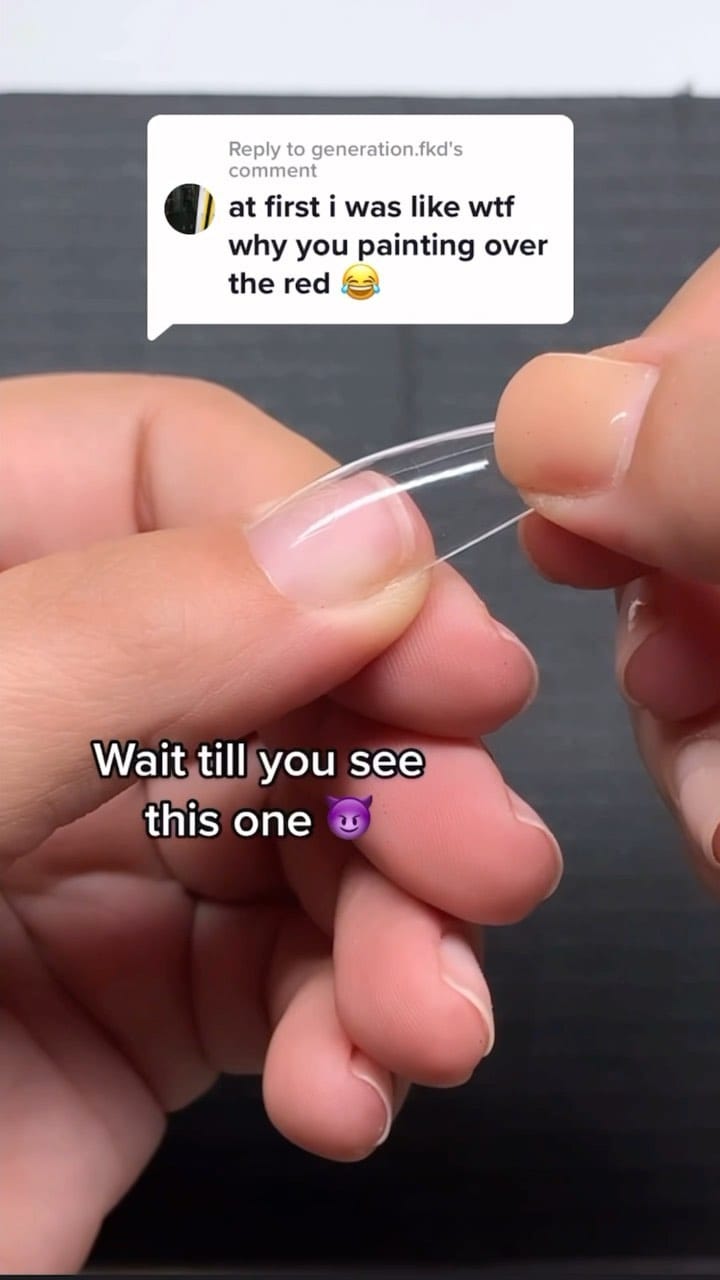 Post 8 by ιɴѕαтιαвle ɴαιlѕ on Instagram (video)