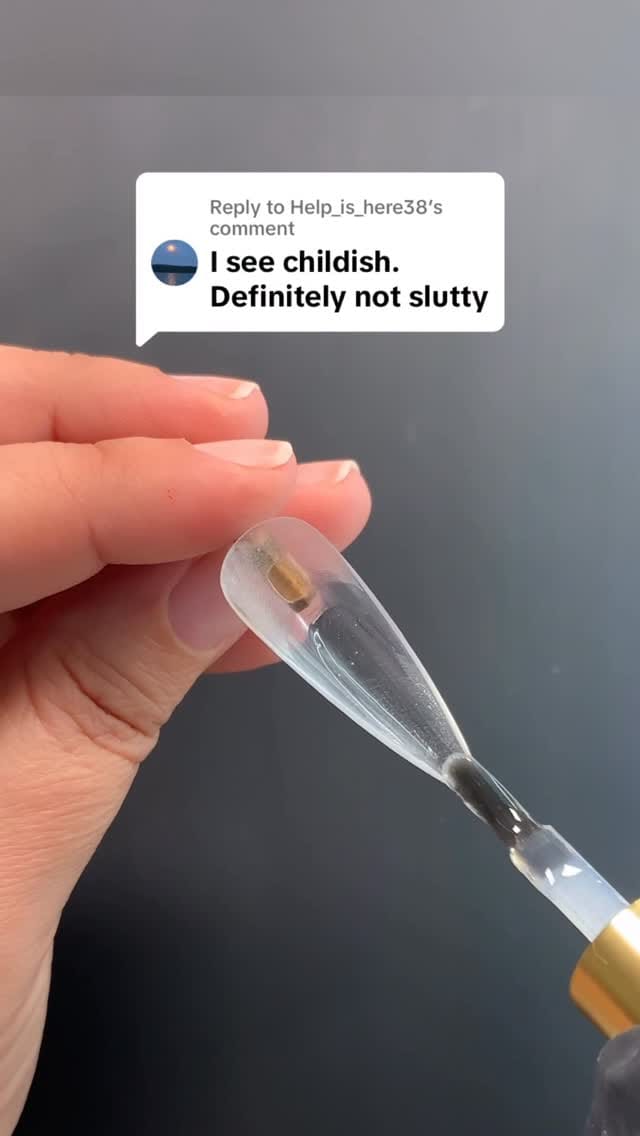 Post 4 by ιɴѕαтιαвle ɴαιlѕ on Instagram (video)