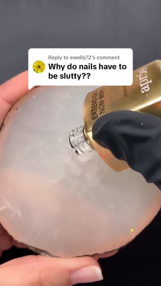 Post 7 by ιɴѕαтιαвle ɴαιlѕ on Instagram (video)