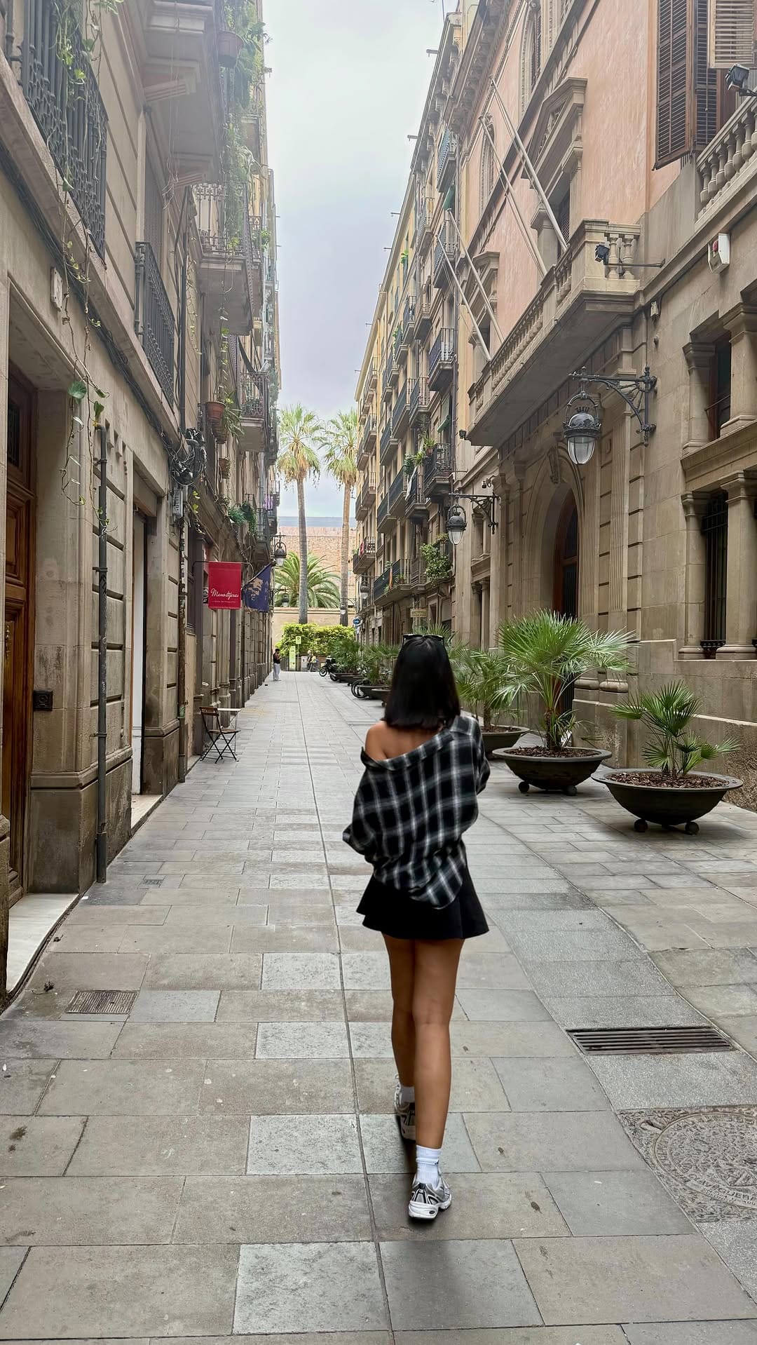 Post 6 by Elena Soltani on Instagram (video)