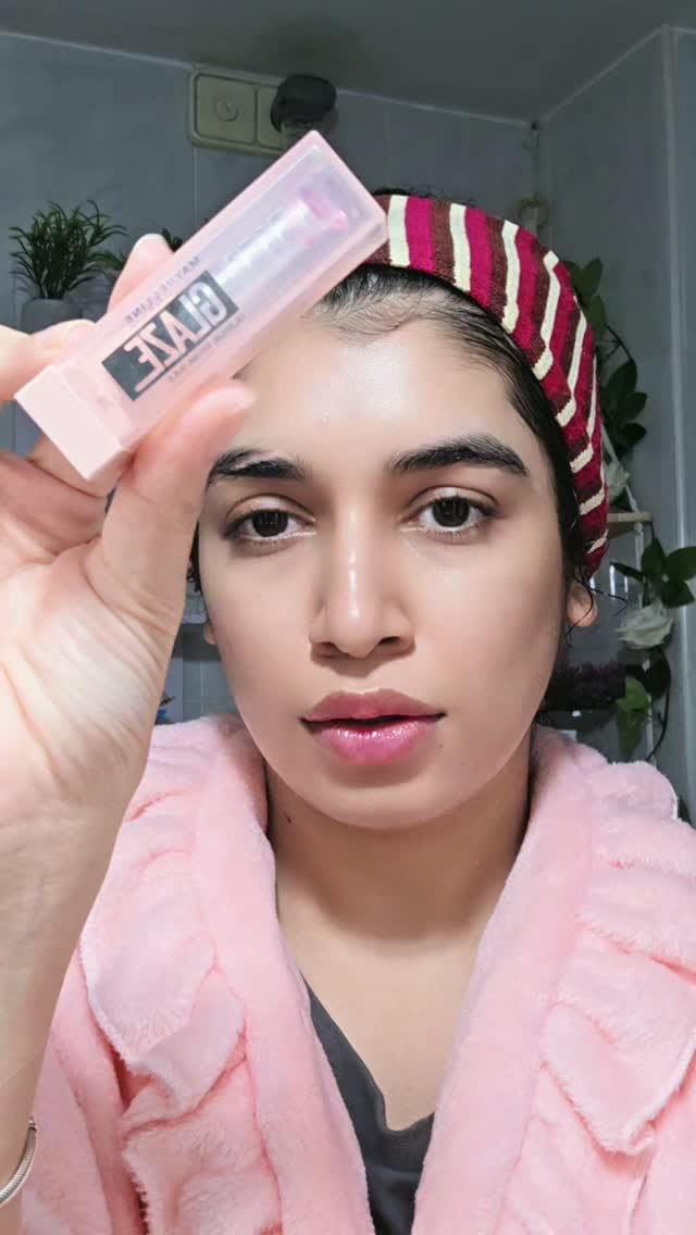 Post 4 by hoor_dermaesthetic on Instagram (video)