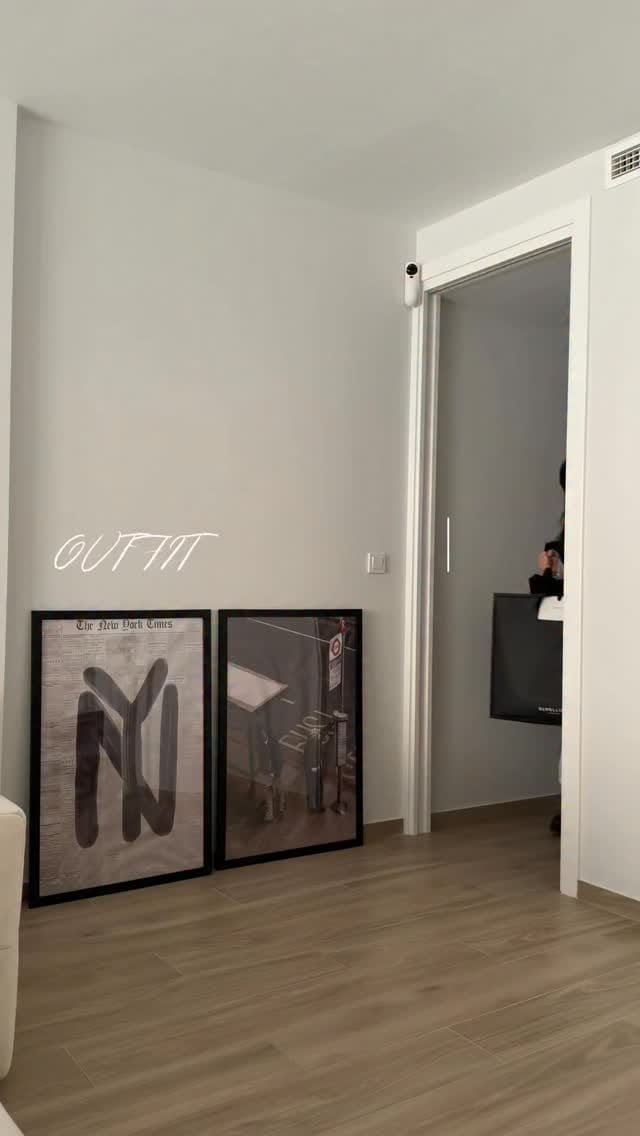 Post 1 by AMPARO CARRILLO on Instagram (video)