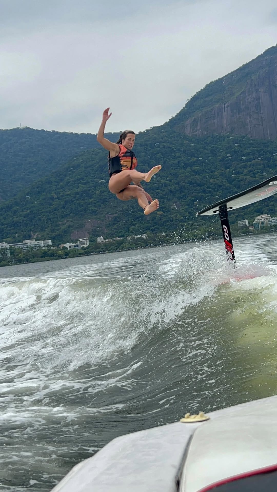 Post 3 by Julia Ericson on Instagram (video)